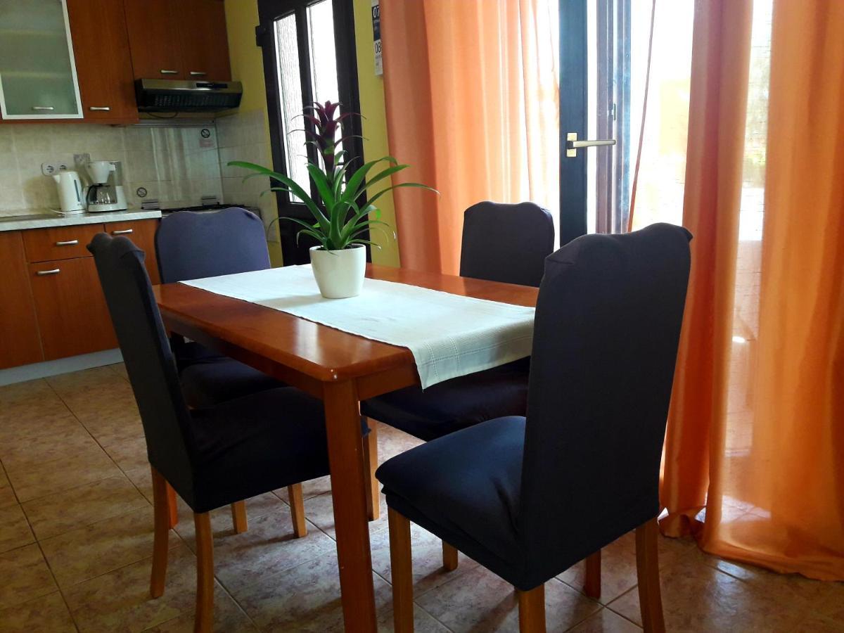 Apartments Angela Zbandaj Екстер'єр фото