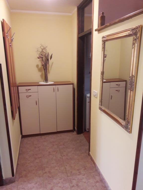 Apartments Angela Zbandaj Екстер'єр фото